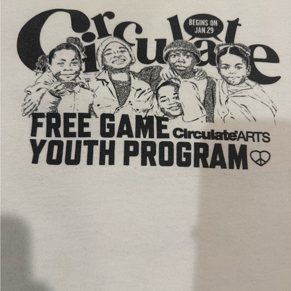 Circulate Arts Free Game Youth Program Graphic Tee Size Large